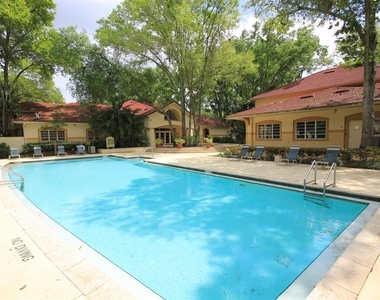 5608 Pinnacle Heights Circle - Photo Thumbnail 20
