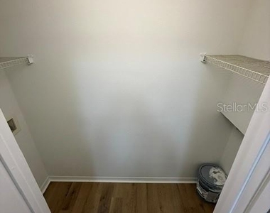 5608 Pinnacle Heights Circle - Photo Thumbnail 9