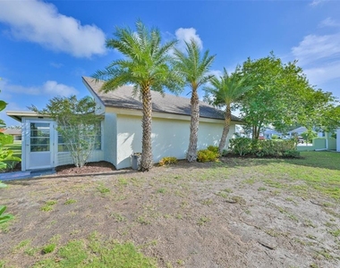 207 Islip Way - Photo Thumbnail 28
