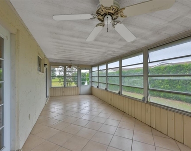 207 Islip Way - Photo Thumbnail 22
