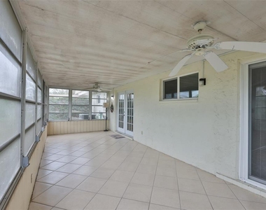 207 Islip Way - Photo Thumbnail 23