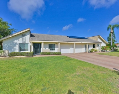 207 Islip Way - Photo Thumbnail 27