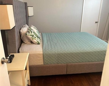 3718 W Mckay Avenue - Photo Thumbnail 4