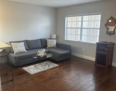 3718 W Mckay Avenue - Photo Thumbnail 2
