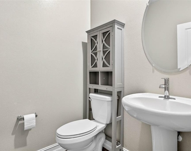 19462 Forest Garden Court - Photo Thumbnail 21
