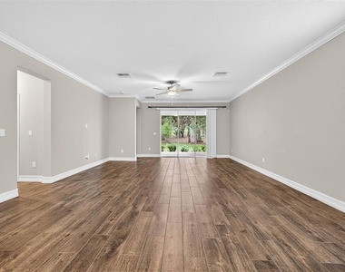 19462 Forest Garden Court - Photo Thumbnail 16