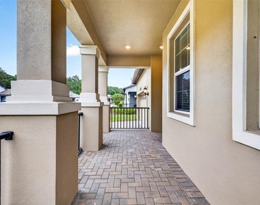 19462 Forest Garden Court - Photo Thumbnail 6