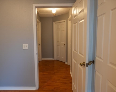 1851 Falling Star Lane - Photo Thumbnail 32