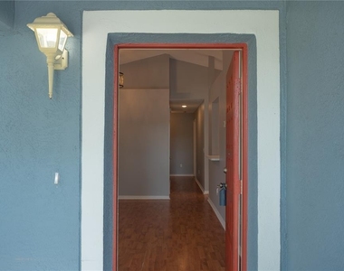 1851 Falling Star Lane - Photo Thumbnail 3