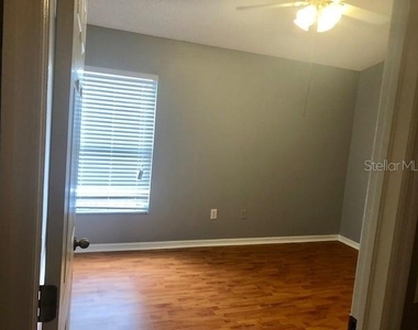 1851 Falling Star Lane - Photo Thumbnail 23