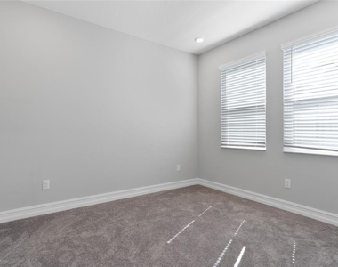 4989 San Martino Drive - Photo Thumbnail 15