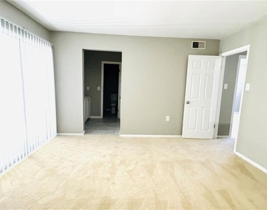4016 Woodfern Drive - Photo Thumbnail 18