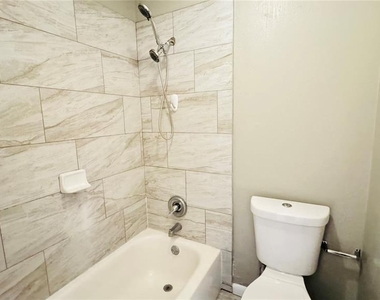 4016 Woodfern Drive - Photo Thumbnail 14