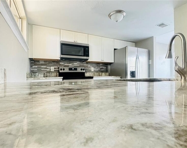 4016 Woodfern Drive - Photo Thumbnail 8