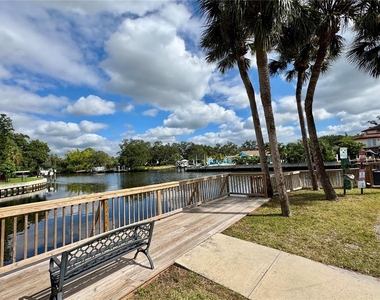 9205 Tudor Drive - Photo Thumbnail 43