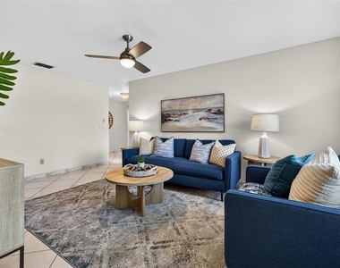 1700 Glen Lakes Boulevard N - Photo Thumbnail 11
