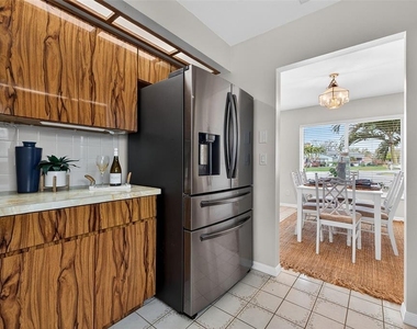 1700 Glen Lakes Boulevard N - Photo Thumbnail 29