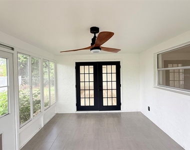 8512 Longboat Lane - Photo Thumbnail 33