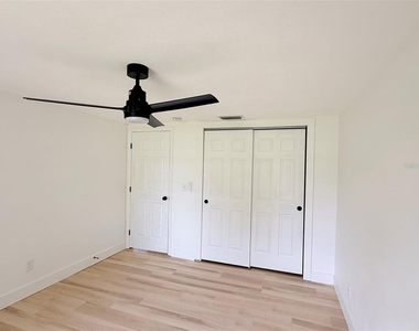 8512 Longboat Lane - Photo Thumbnail 19