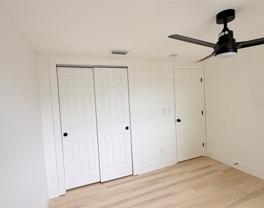 8512 Longboat Lane - Photo Thumbnail 26