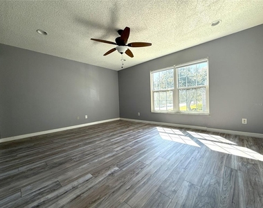 16335 Rambling Vine Drive W - Photo Thumbnail 16