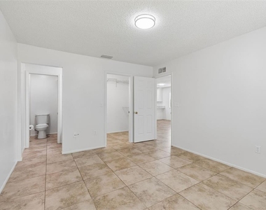 2945 Grovewood Boulevard - Photo Thumbnail 38
