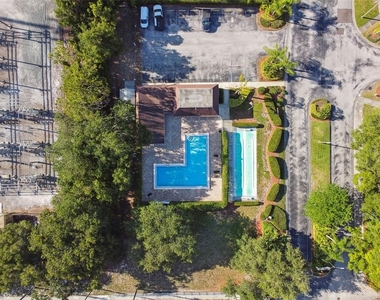 2945 Grovewood Boulevard - Photo Thumbnail 73