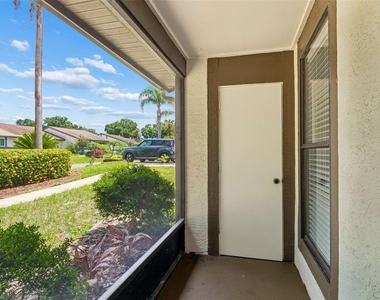 2945 Grovewood Boulevard - Photo Thumbnail 7