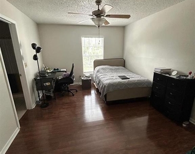 5154 Sunridge Palms Drive - Photo Thumbnail 9