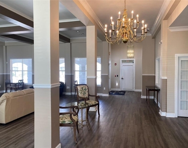 18001 Richmond Place Drive - Photo Thumbnail 25