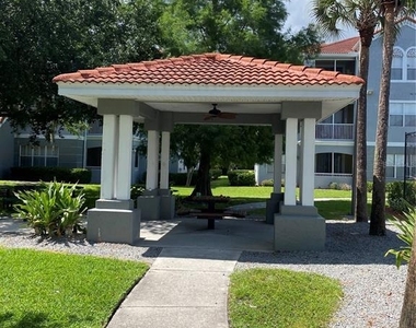 18001 Richmond Place Drive - Photo Thumbnail 29