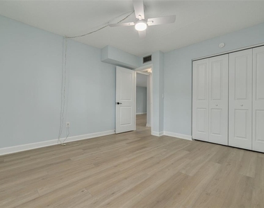 4580 Overlook Drive Ne - Photo Thumbnail 9