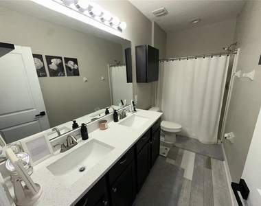 8906 Indigo Trail Loop - Photo Thumbnail 7
