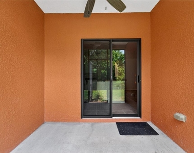 30132 Mossbank Drive - Photo Thumbnail 4