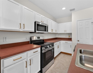 30132 Mossbank Drive - Photo Thumbnail 22