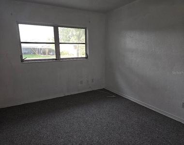 5715 21st Avenue S - Photo Thumbnail 8