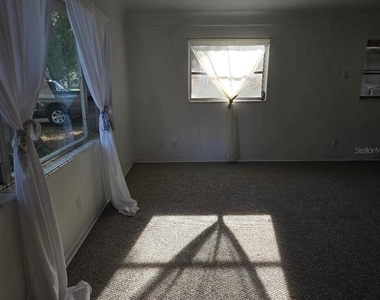5715 21st Avenue S - Photo Thumbnail 3