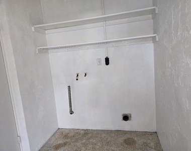 5715 21st Avenue S - Photo Thumbnail 15