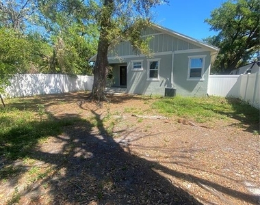3916 N Ola Avenue - Photo Thumbnail 17