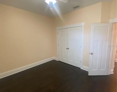 3916 N Ola Avenue - Photo Thumbnail 11