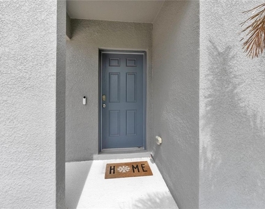 12737 Tannencrest Drive - Photo Thumbnail 2