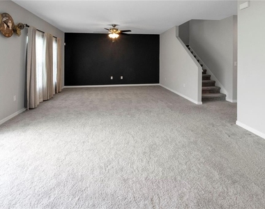 12737 Tannencrest Drive - Photo Thumbnail 7