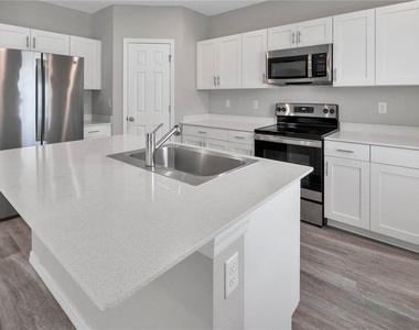 12737 Tannencrest Drive - Photo Thumbnail 4