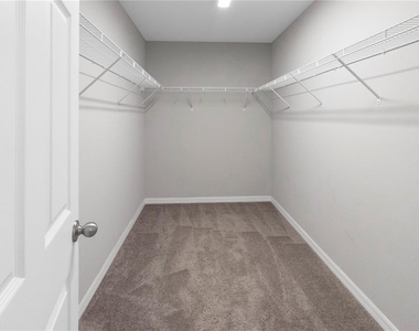 12737 Tannencrest Drive - Photo Thumbnail 18