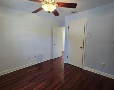 300 Cypress Creek Circle - Photo Thumbnail 20