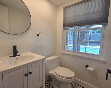 300 Cypress Creek Circle - Photo Thumbnail 10
