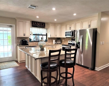 3104 Clovewood Place - Photo Thumbnail 2