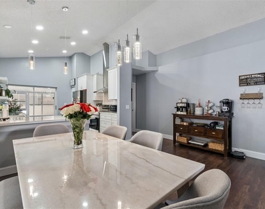 10454 Casa Grande Circle - Photo Thumbnail 18