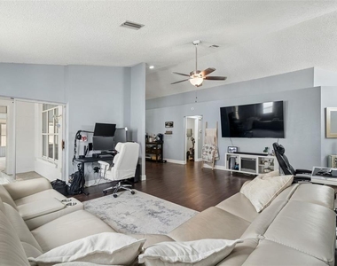 10454 Casa Grande Circle - Photo Thumbnail 11