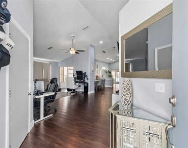 10454 Casa Grande Circle - Photo Thumbnail 3